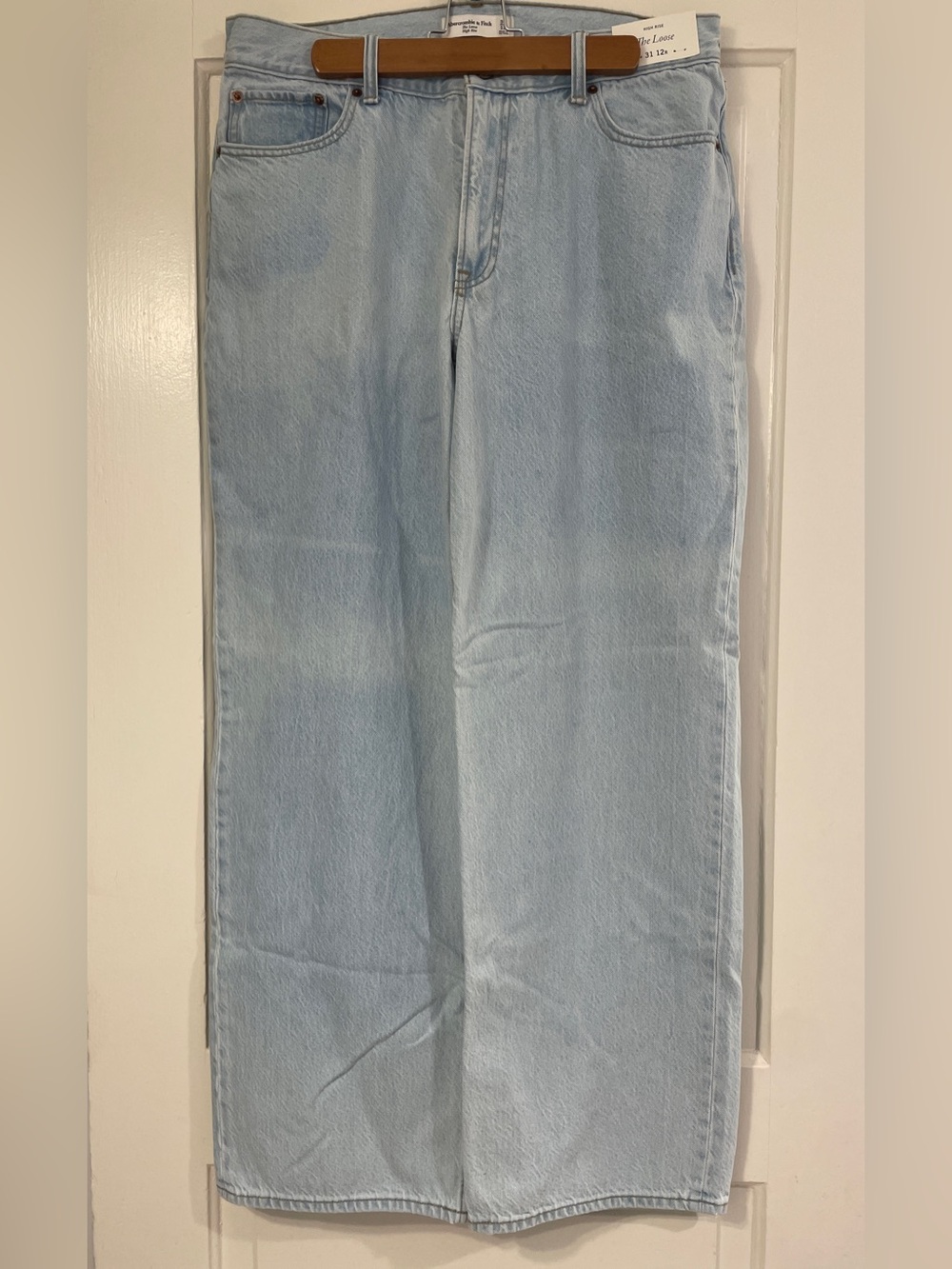 Abercrombie & Fitch Light Wash Wide-Leg Jeans